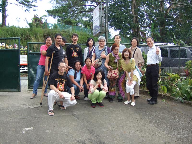 12Guests from Japan  DSWD and staff.jpg